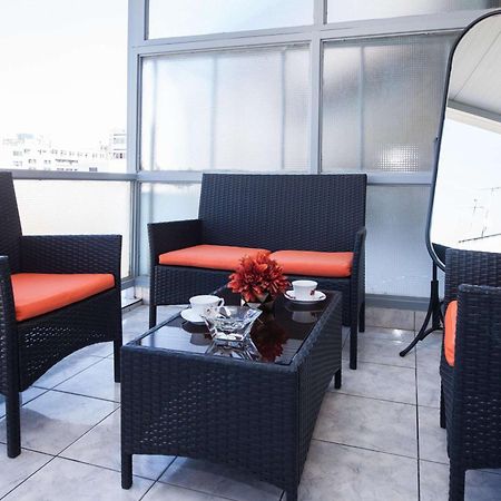 Central 2 Bd Apt With Balcony By Monastiraki Athen Exterior foto